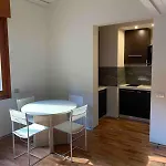 Design - One Bedroom 公寓 *